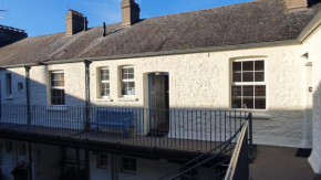 Christie Cottage Trinity Mews